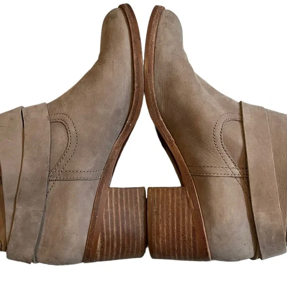 UGG Australia Elora Leather Short Ankle Boots Taupe - Picture 7 of 14